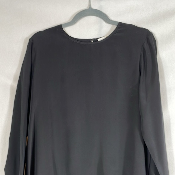 Amanda Uprichard Top Blouse Size L Black Silk Long Sleeve Asymmetrical Hem EUC - Picture 2 of 8